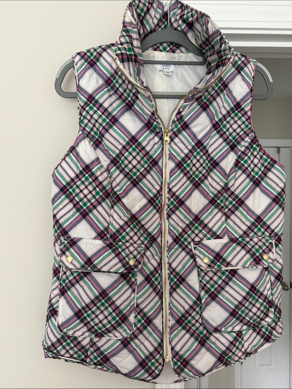 crown & ivy Pink, Green & White Plaid Quilted Vest